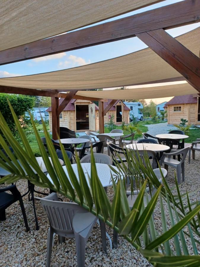 Camping Le Vallage Attigny Exteriér fotografie