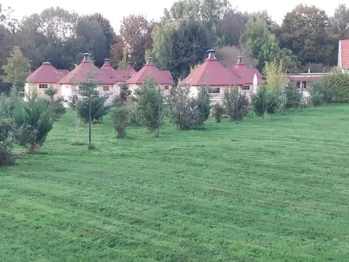 Camping Le Vallage Attigny Exteriér fotografie